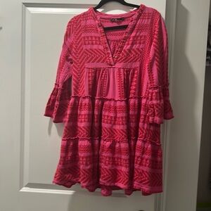 Cute flowing pink dress in small. Great for beach days or car pool!